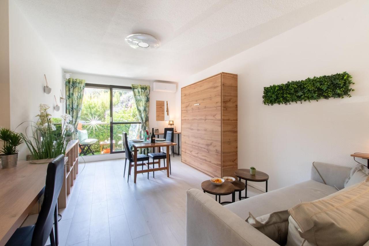 Les Flamants Roses - Studio Avec Balcon Appartement Nîmes